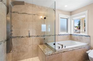 219 Michigan St — listing photo 23 of 40