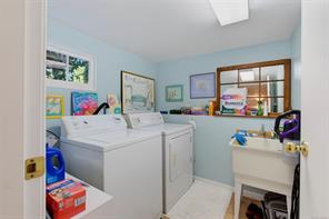 817 St. Patrick St — listing photo 25 of 48