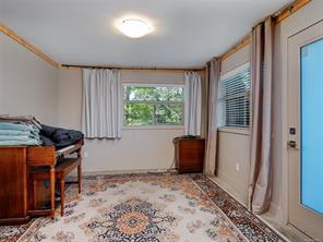 1047 San Marino Cres — listing photo 24 of 47
