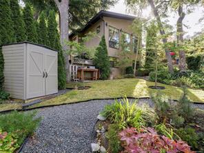1047 San Marino Cres — listing photo 38 of 47