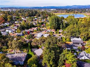 1047 San Marino Cres — listing photo 44 of 47