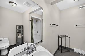 138 Woodland Dr — listing photo 23 of 37