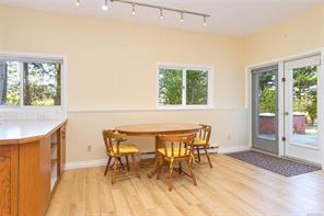 1475 McTavish Rd — listing photo 15 of 59