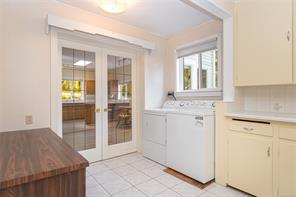 1475 McTavish Rd — listing photo 29 of 59