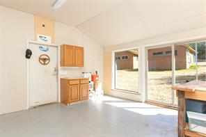 1475 McTavish Rd — listing photo 37 of 59