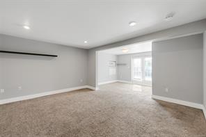 670 Polyanthus Cres — listing photo 39 of 61