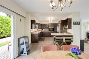 2280 Aldeane Ave — listing photo 14 of 77