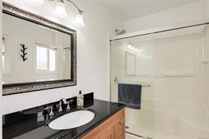2280 Aldeane Ave — listing photo 31 of 77