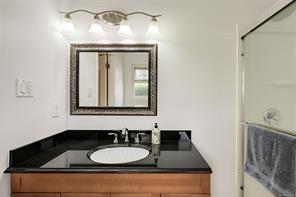 2280 Aldeane Ave — listing photo 33 of 77