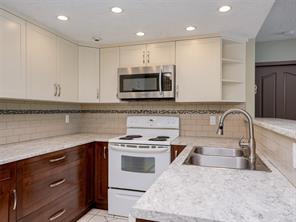 205-930 Yates St — listing photo 14 of 28