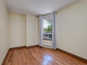 205-930 Yates St — listing photo 18 of 28