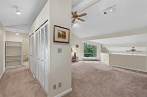 6-909 Carolwood Dr — listing photo 38 of 66