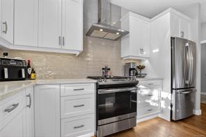 7284 Lakefront Dr — listing photo 14 of 55
