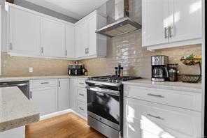 7284 Lakefront Dr — listing photo 15 of 55