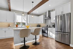7284 Lakefront Dr — listing photo 16 of 55