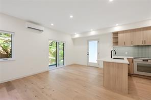 1-517 Foul Bay Rd — listing photo 14 of 26