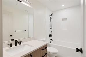 1-517 Foul Bay Rd — listing photo 19 of 26