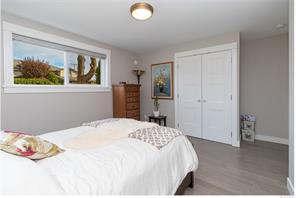2485 Orchard Ave — listing photo 19 of 59