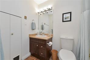 23-2070 AMELIA Ave — listing photo 17 of 48