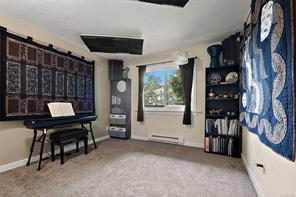 216-3235 Quadra St — listing photo 17 of 28