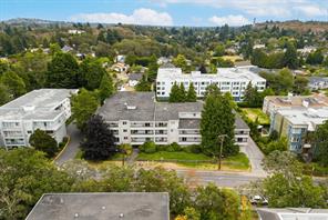 216-3235 Quadra St — listing photo 26 of 28
