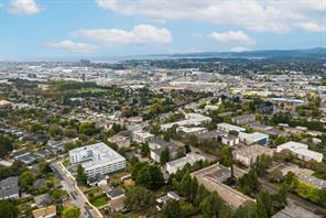 216-3235 Quadra St — listing photo 27 of 28