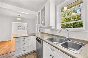 1002 Walema Ave — listing photo 14 of 33