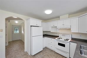 7-3365 Auchinachie Rd — listing photo 14 of 40