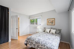 1029 Wychbury Ave — listing photo 20 of 41