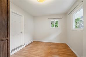 1029 Wychbury Ave — listing photo 21 of 41