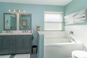 3728 Arbutus Dr — listing photo 23 of 84