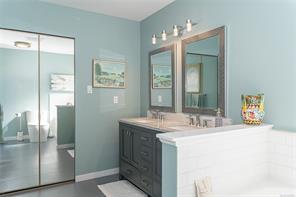 3728 Arbutus Dr — listing photo 24 of 84