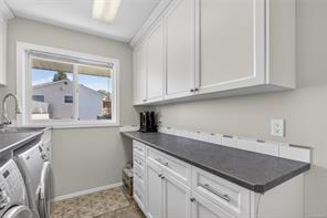 6768 Buckley Bay Frontage Rd — listing photo 18 of 27