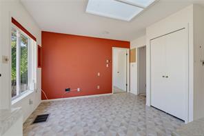 1376 Oliver St — listing photo 14 of 29