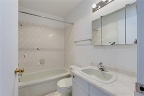 1376 Oliver St — listing photo 23 of 29