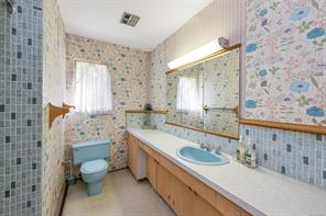 6364 Deykin Ave — listing photo 16 of 31