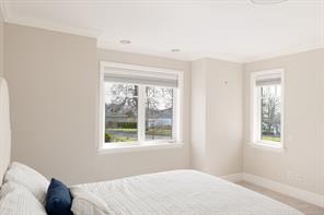 238 Richmond Ave — listing photo 20 of 53