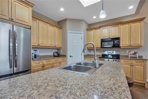 101-6245 PLEASANT RIDGE Pl — listing photo 16 of 76