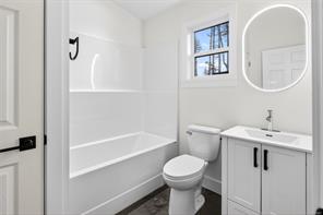 2450 Carpenter Rd — listing photo 15 of 26