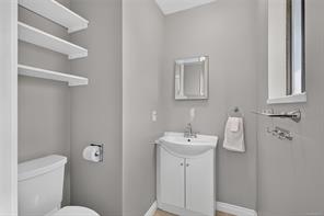 7115 Wallace Dr — listing photo 17 of 42