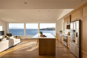 532 Beach Dr — listing photo 16 of 57