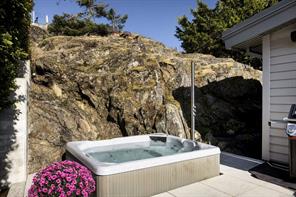 532 Beach Dr — listing photo 26 of 57