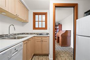 539 Bayview Pl — listing photo 41 of 65