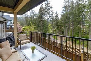 1166 Bombardier Cres — listing photo 32 of 43