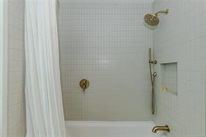2624 Estevan Ave — listing photo 21 of 49
