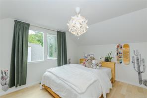 2624 Estevan Ave — listing photo 25 of 49
