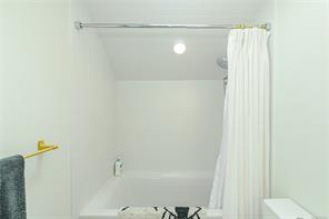 2624 Estevan Ave — listing photo 32 of 49