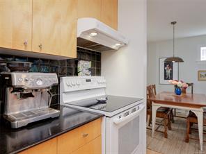 1110 Reno St — listing photo 15 of 40