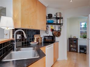1110 Reno St — listing photo 16 of 40