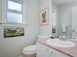 1110 Reno St — listing photo 17 of 40